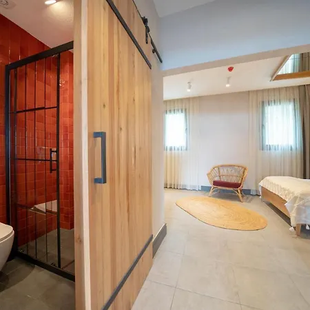 Reddoors Sea View